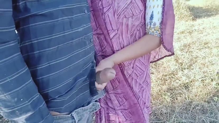 Thumbnail for Bhabhi Gets Fucked by Stepbro's Thick Cock
