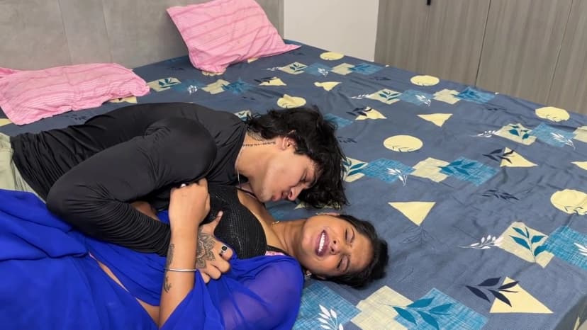 Thumbnail for Neighbour Invites Bhabhi for Rough Sex with Hindi Audio